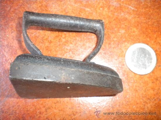 Antig&uuml;edades: PLANCHA DE N&ordm; 2, PESA 240 GRAMOS - Foto 2
