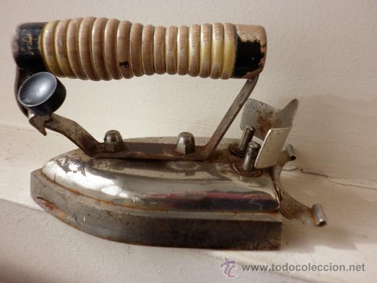Antig&uuml;edades: ANTIGUA PLANCHA EL&Eacute;CTRICA - Foto 1