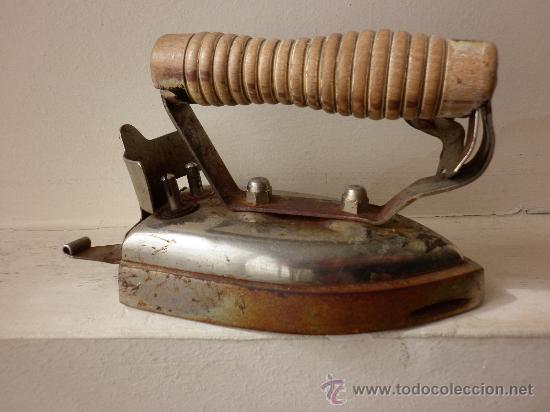 Antig&uuml;edades: ANTIGUA PLANCHA EL&Eacute;CTRICA - Foto 2