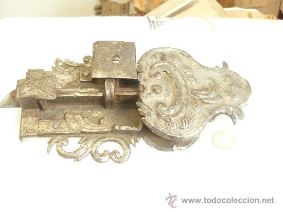 Antig&uuml;edades: Cerradura forja - Foto 1