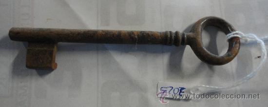 Antig&uuml;edades: Llave de 105 cm aproximadamente - Foto 1