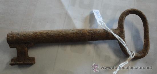 Antig&uuml;edades: Llave de 12 cm aproximadamente, hueca - Foto 1
