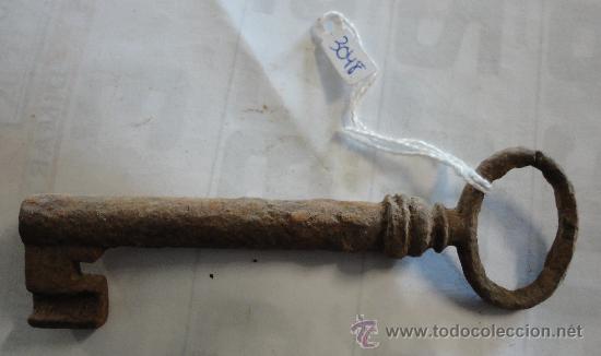 Antig&uuml;edades: Llave de 10 cm aproximadamente, hueca - Foto 1