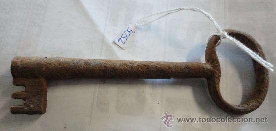 Antig&uuml;edades: Llave de 12 cm aproximadamente, hueca, picada - Foto 1