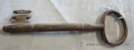Antig&uuml;edades: Llave de 17 cm aproximadamente - Foto 1