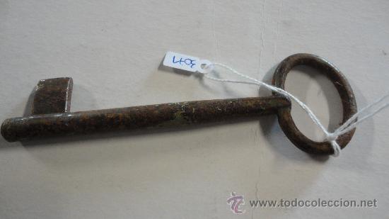 Antig&uuml;edades: Llave de 125 cm aproximadamente - Foto 1
