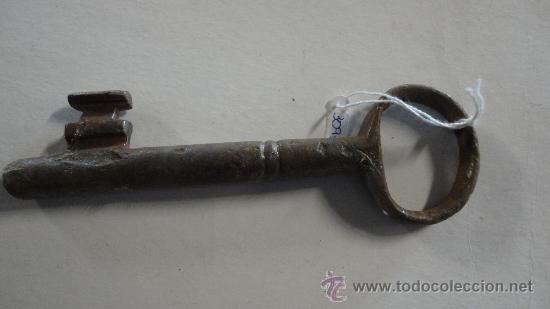 Antig&uuml;edades: Llave de 15 cm aproximadamente - Foto 1
