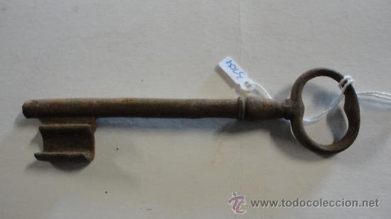 Antig&uuml;edades: Llave de 135 cm aproximadamente - Foto 1
