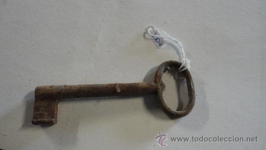 Antig&uuml;edades: Llave de 10 cm aproximadamente - Foto 1