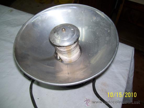 Antig&uuml;edades: Infernillo-estufa con brazo plegable. Va a 125. - Foto 2