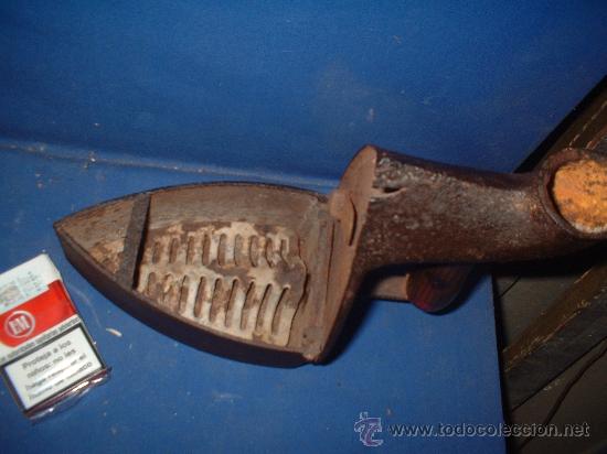 Antig&uuml;edades: plancha de chimenea-antigua - Foto 3