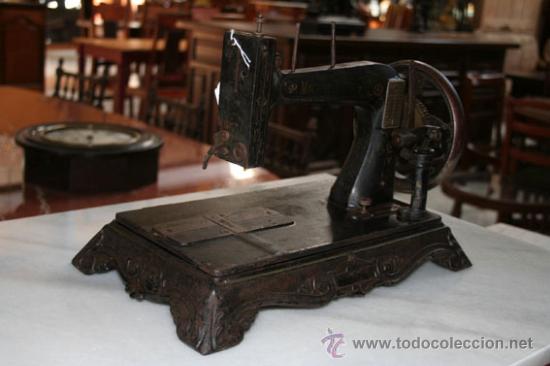 Antig&uuml;edades: M&Aacute;QUINA DE COSER DE 1800 REF.4750 - Foto 2