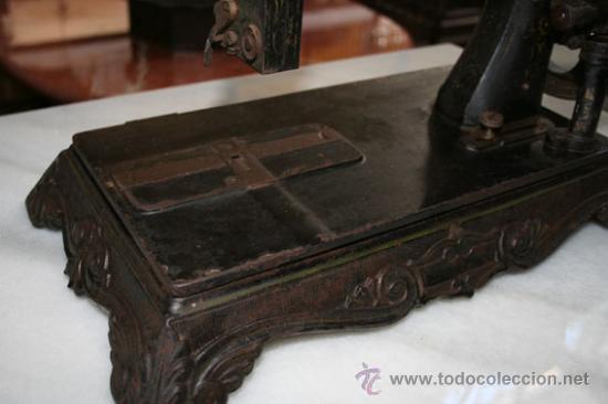 Antig&uuml;edades: M&Aacute;QUINA DE COSER DE 1800 REF.4750 - Foto 4