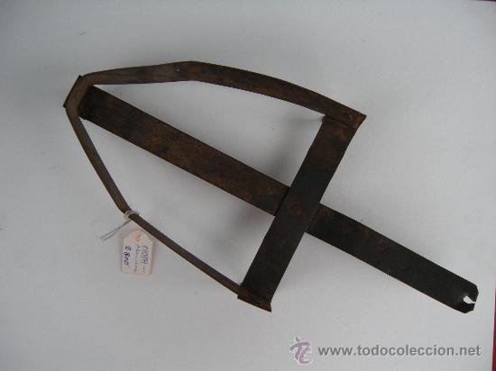 Antig&uuml;edades: ANTIGUO APOYA PLANCHA EN FORJA - Foto 1