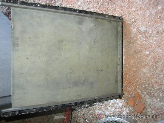 Antig&uuml;edades: Bandeja para composiciones de tipos de imprenta. - Foto 1
