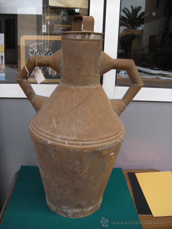 Antig&uuml;edades: ANTIGUO C&Aacute;NTARO ACEITERA DE CHAPA - Foto 2
