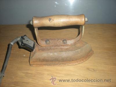 Antig&uuml;edades: PLANCHA DE HIERRO - Foto 1
