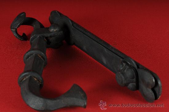 Antig&uuml;edades: Picaporte de hierro forjado, , S.XIX - Foto 2