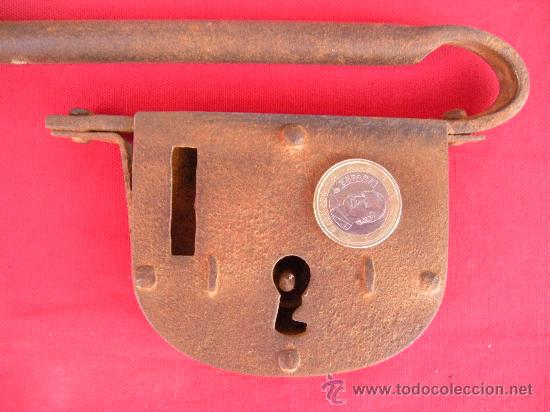 Antig&uuml;edades: ANTIGUO CANDADO PASADOR - Foto 1