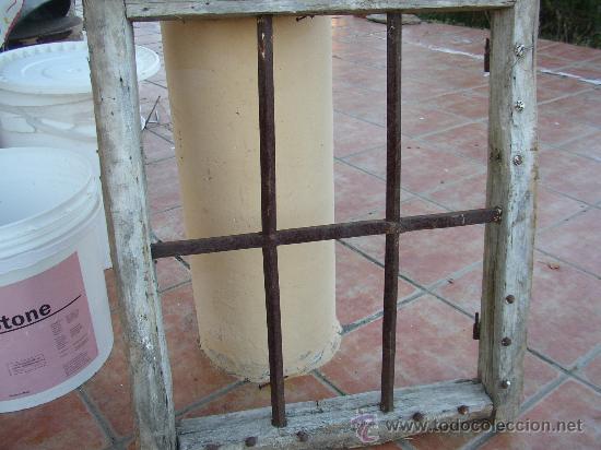 Antig&uuml;edades: VENTANA CON REJA DE FORJA 67x57 cms - Foto 3