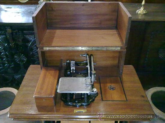 Antig&uuml;edades: MAQUINA DE COSER WHEELER & WILSON - Foto 1