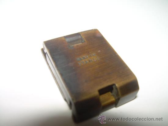 Antig&uuml;edades: ANTIGUO CUENTA HILOS DE BRONCE - Foto 2