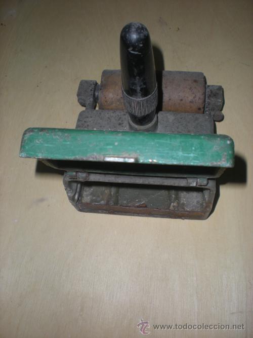 Antig&uuml;edades: MAQUINA DE ENCOLAR - Foto 1