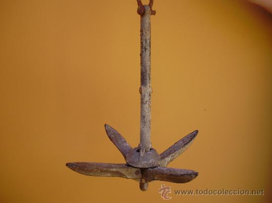Antig&uuml;edades: ANTIGUA ANCLA DE HIERRO DE BRAZOS PLEGABLES - Foto 1