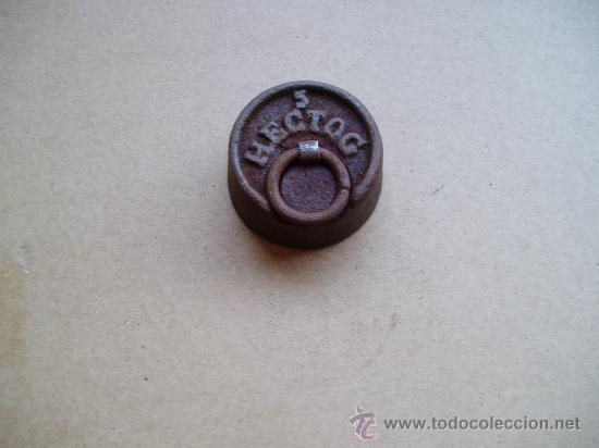 Antig&uuml;edades: pesa 5 hectogramos (500 gs ) - Foto 1
