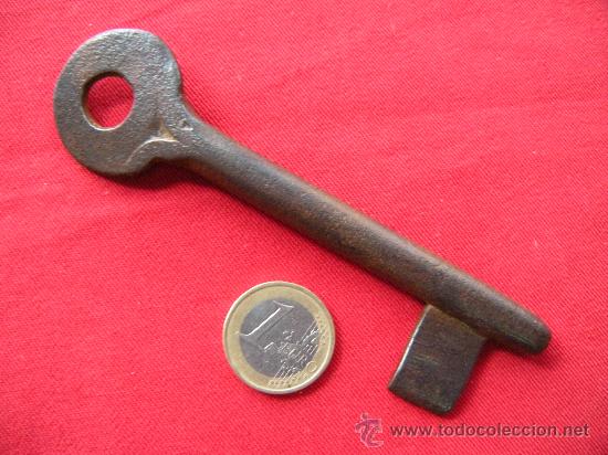 Antig&uuml;edades: ANTIGUA LLAVE DE HIERRO FORJADO. FORJA. - Foto 2