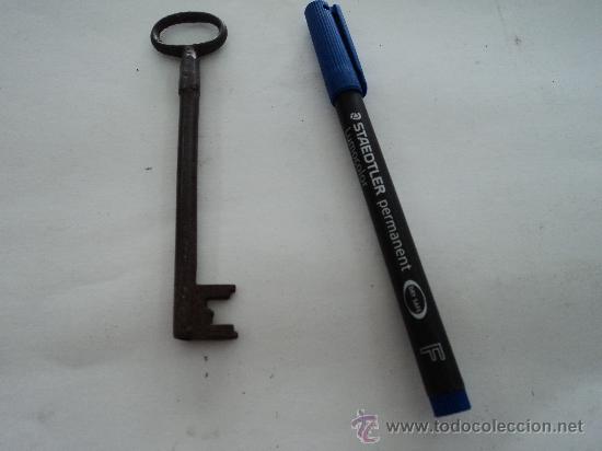 Antig&uuml;edades: UNA LLAVE ANTIGUA, HUECA - Foto 1