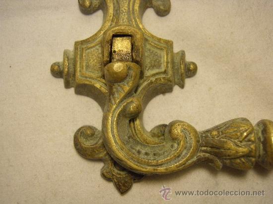 Antig&uuml;edades: TIRADOR DE BRONCE DE FINALES DEL XIX - Foto 3