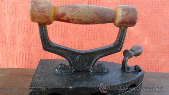Antig&uuml;edades: plancha antigua - Foto 2