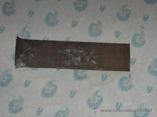 Antig&uuml;edades: herramienta de carpintero, no es hoja para cepillo - Foto 3