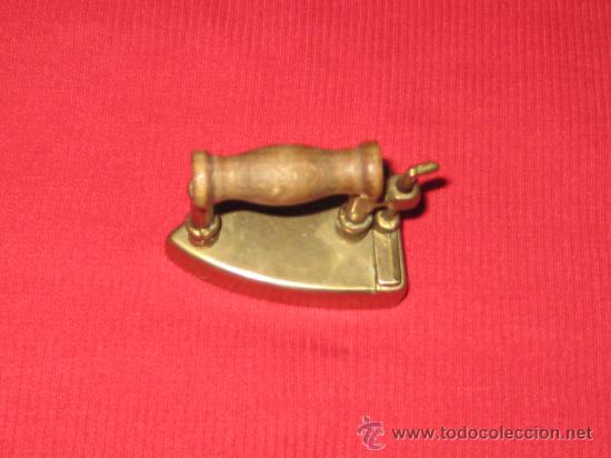 Antig&uuml;edades: PLANCHA DE BRONCE EN MINIATURA ( CAJA PASTILLAS ) - Foto 10