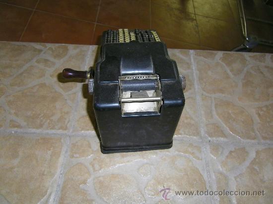 Antig&uuml;edades: MAQUINA SUMADORA - Foto 2