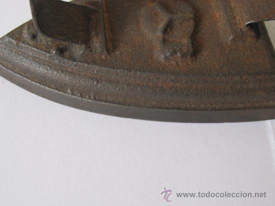 Antig&uuml;edades: PLANCHA SIN ASA - Foto 4