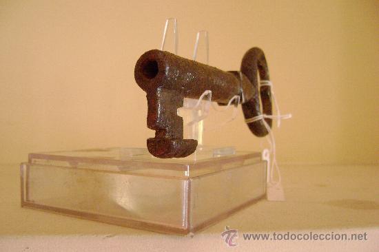 Antig&uuml;edades: LLAVE DE FORJA SIGLO XVIII.LL-016 - Foto 2
