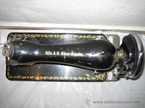 Antig&uuml;edades: Maquina de coser ALFA - Foto 3
