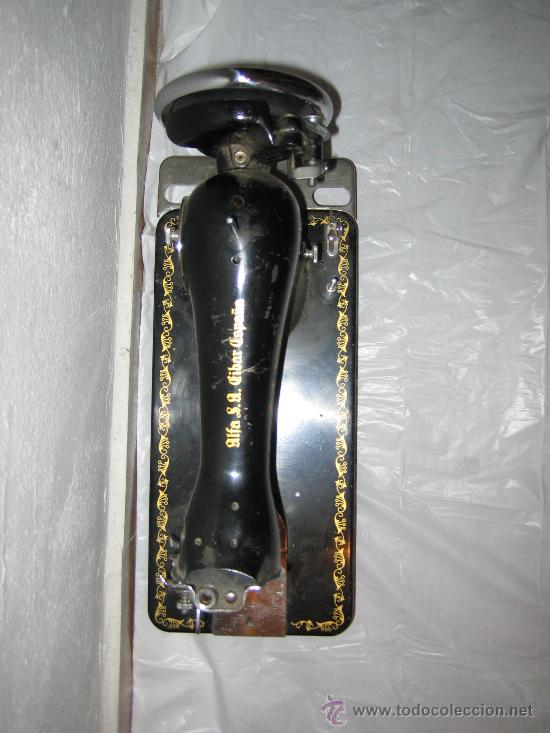 Antig&uuml;edades: Maquina de coser ALFA - Foto 4