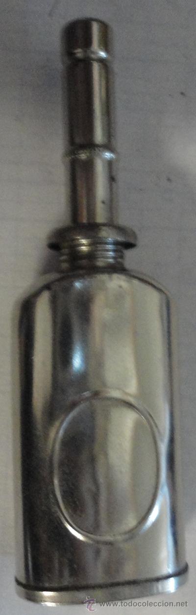 Antig&uuml;edades: Aceitera de 8,5 x 2,5 cm. - Foto 1