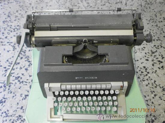 Antig&uuml;edades: MAQUINA DE ESCRIBIR OLIVETTI LINEA 98 - Foto 1