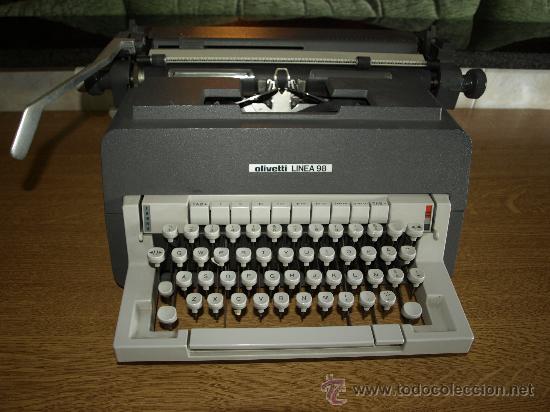 Antig&uuml;edades: maquina de escribir...................................sanjuan - Foto 1