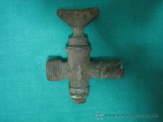 Antig&uuml;edades: Grifo de bronce - Foto 2