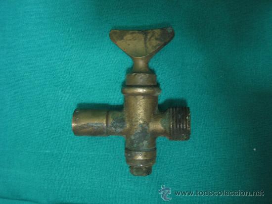 Antig&uuml;edades: Grifo de bronce - Foto 1