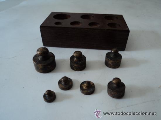 Antig&uuml;edades: juego de pesas con taco. - Foto 2