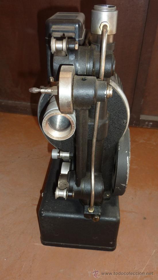Antig&uuml;edades: Antiguo proyector debrie 16, frances. Desconozco del tema. - Foto 9