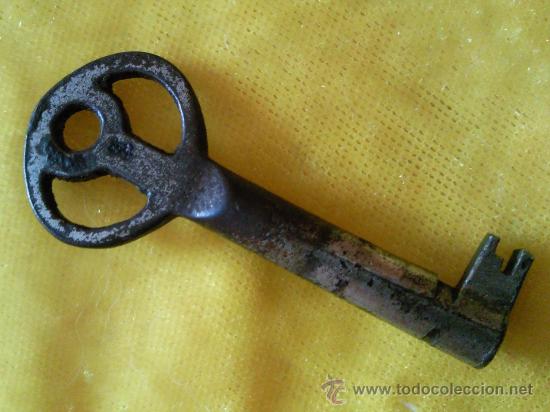 Antig&uuml;edades: llave antigua de metal - Foto 3