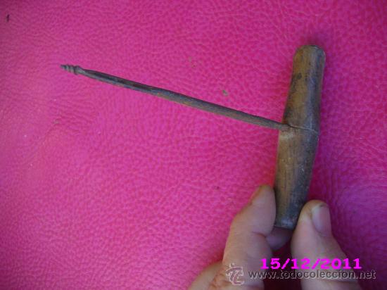 Antig&uuml;edades: herramienta antigua 12.5 cm aprox. - Foto 2