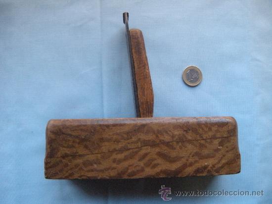 Antig&uuml;edades: ANTIGUO CEPILLO DE CARPINTERO PARA RAYAR LA CHAPA O MADERA - Foto 1